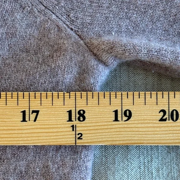 Garnet Hill MAUVE Cashmere Tie-Sleeve V-Neck Sweater - Picture 12 of 14